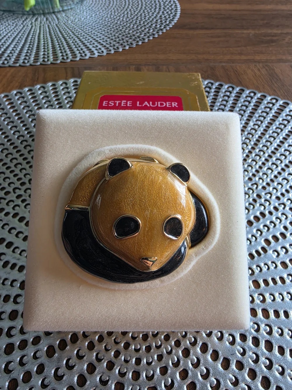 Estée Lauder Gold Panda Powder Compact - Gold, Black, Cream